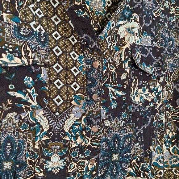 SOLD IN AUCTION ~ AVENUE Abstract Floral Navy Blue Button Henley 18/20 - Picture 6 of 11